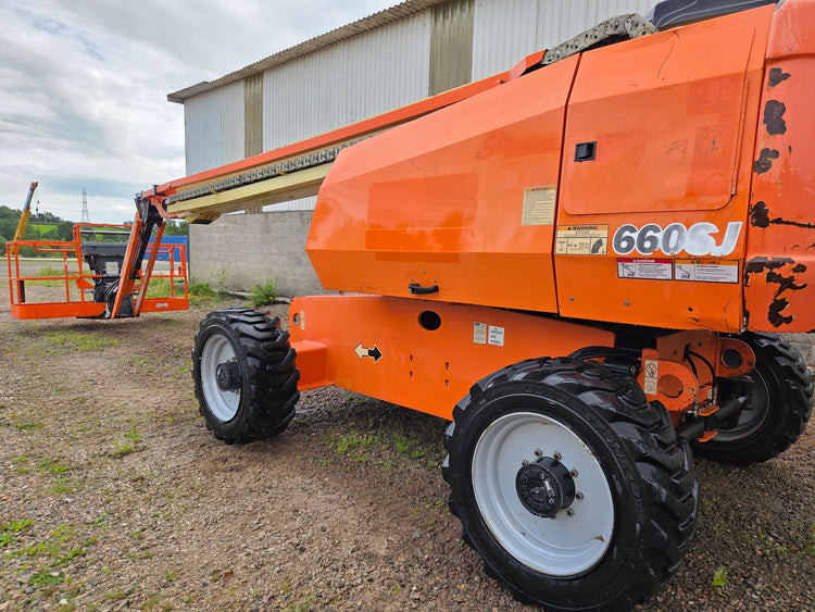 JLG 660SJ