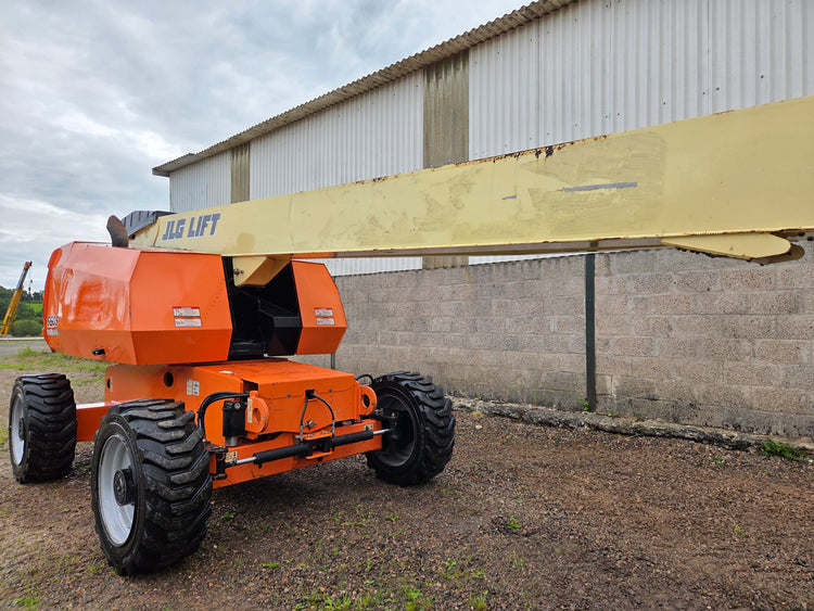 JLG 660SJ