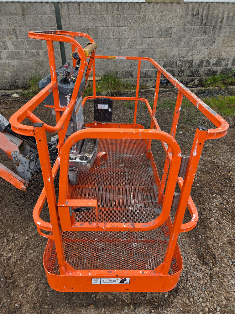 JLG 660SJ