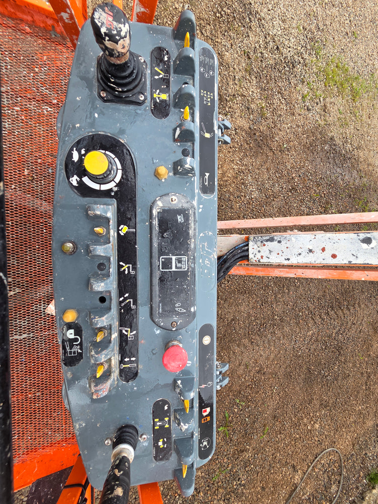 JLG 660SJ