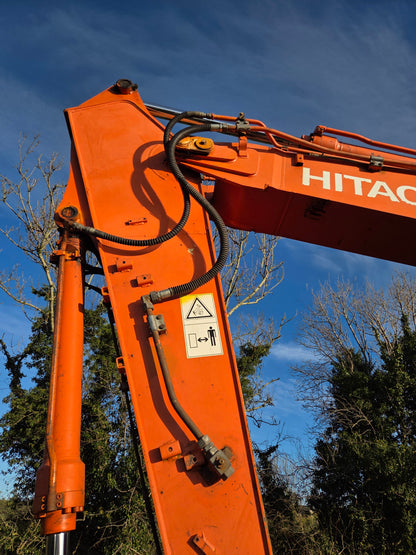 Hitachi ZX210LC-3