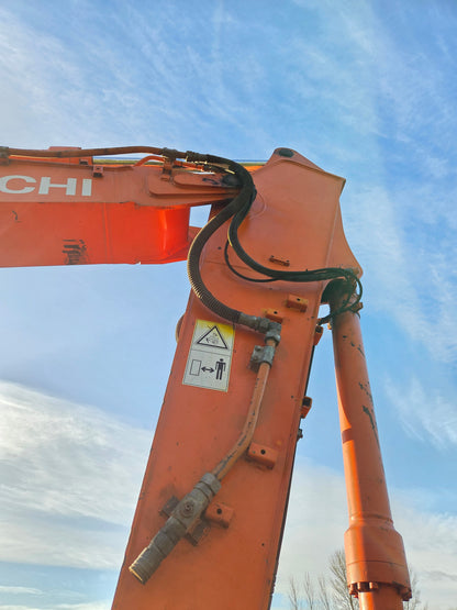 Hitachi ZX210LC-3