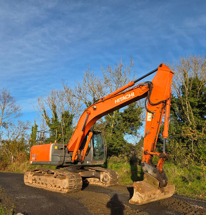 Hitachi ZX210LC-3