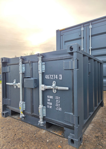 New 4ft Shipping Containers
