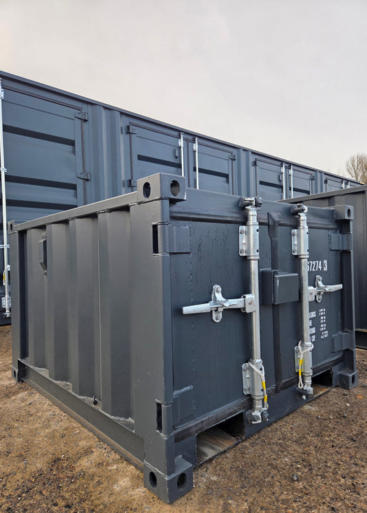 New 4ft Shipping Containers