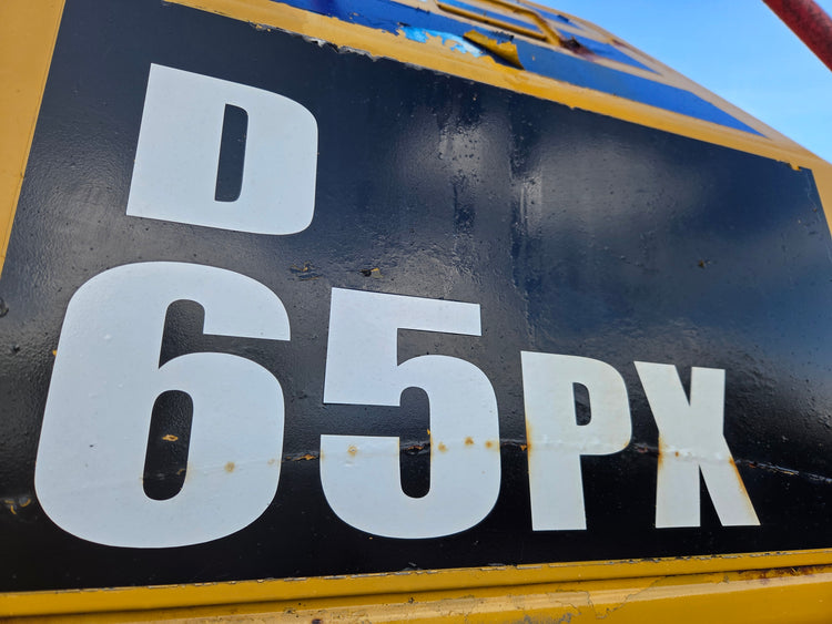 Komatsu D65PX-12