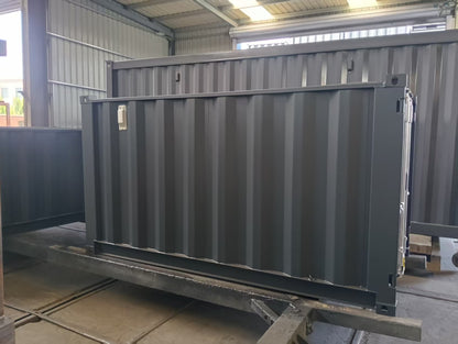 New 9ft Shipping Containers