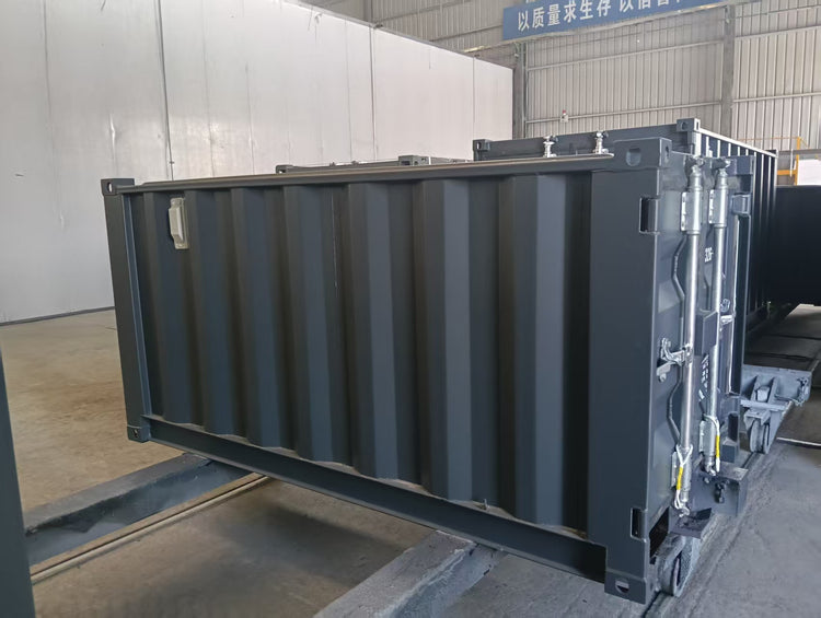 New 8ft Shipping Containers
