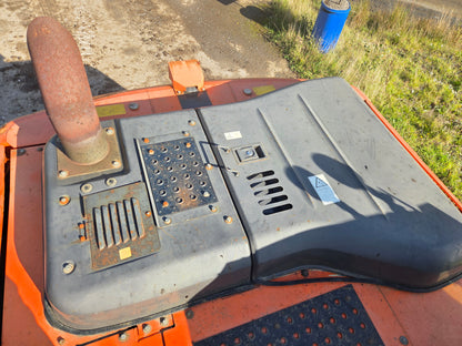 Hitachi ZX210LC-5B